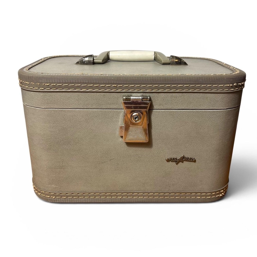 Vintage Airway Train Case Gray Hard Shell Makeup Cosmetic Vanity Case w Mirror